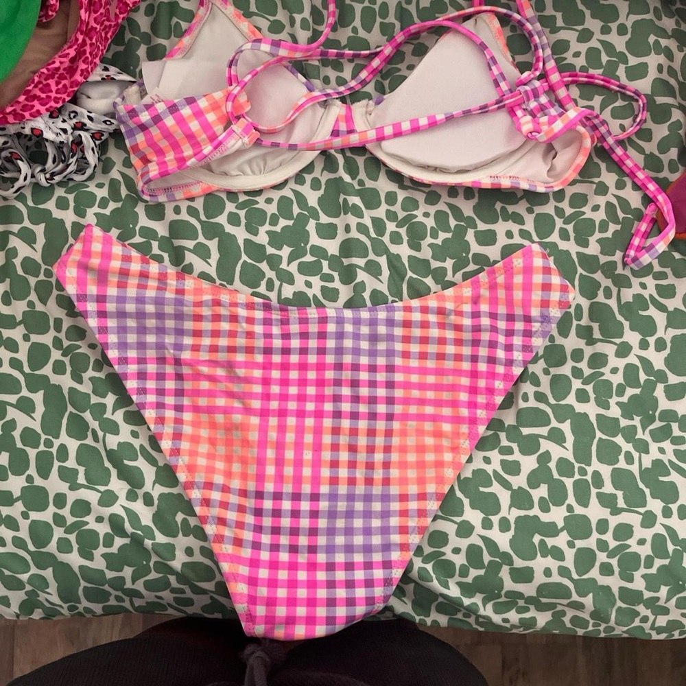 Target bikini!!! - Picture 2 of 2